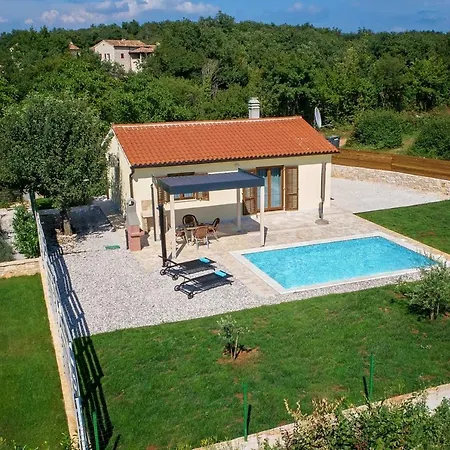 Prázdninový dům Casa Vita *** With Pool *